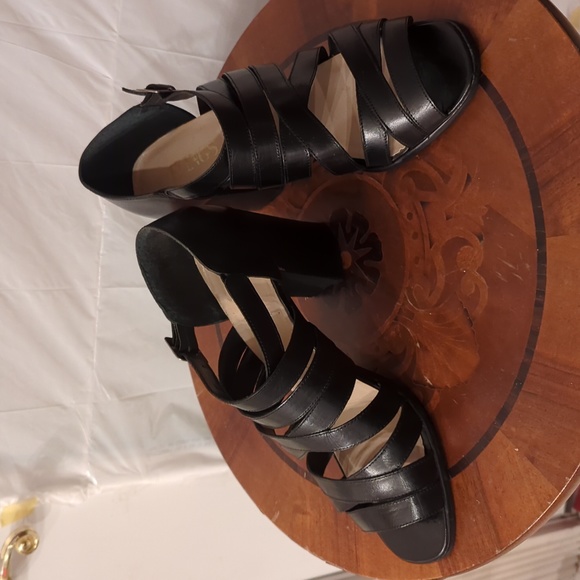 Flings by Macy's Black Heeled Sandals Size 9 M - Picture 2 of 8